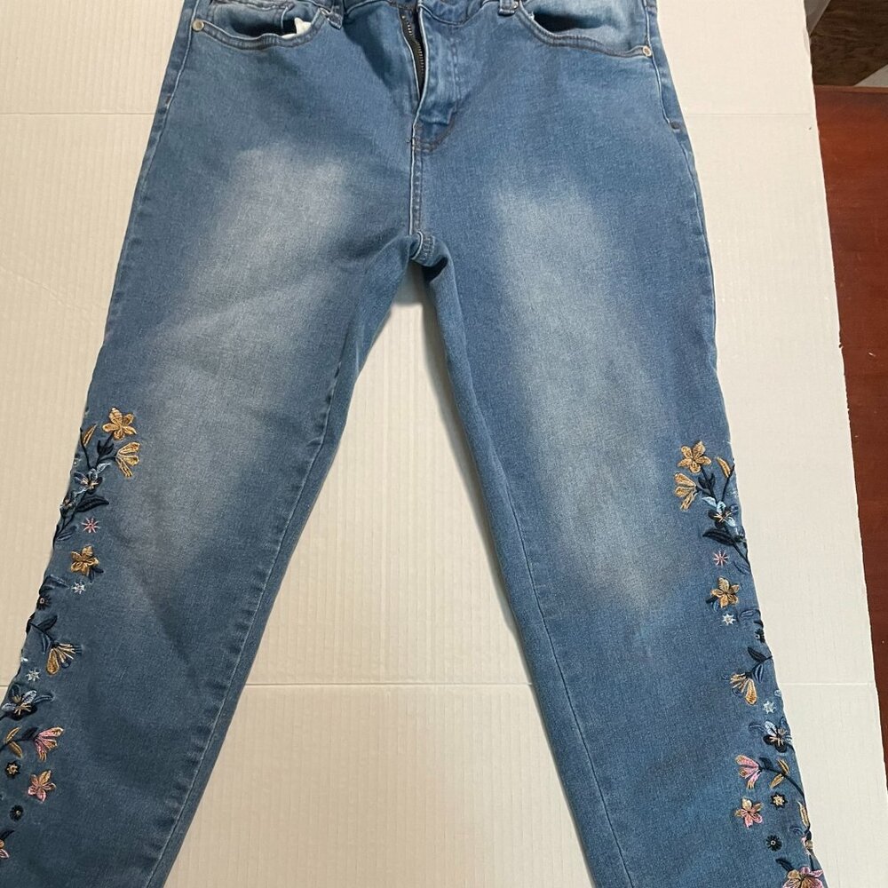 Embroidered Skinny Jeans Petite
